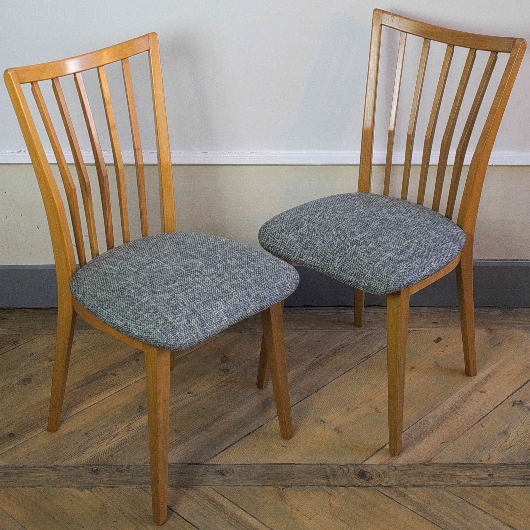 Chaises retapissées